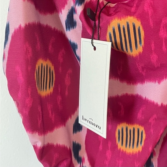 NWT Hermoza Lenore One Piece Swimsuit with convertible straps. New with Tags. - Picture 10 of 10
